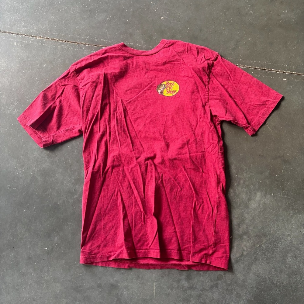 Bass Pro Shops Mens Red Graphic T-Shirt Short Sleeve Logo Size Medium